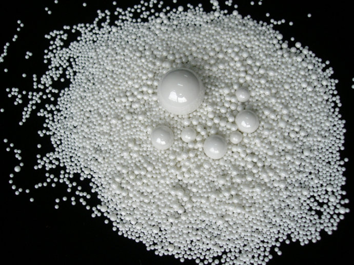 【恒利達】氧化鋯陶瓷噴丸的特點及應用